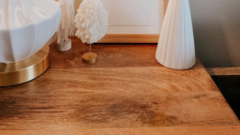 Featured image for 150 Short Happy Life Quotes to Brighten Your Day in 2025